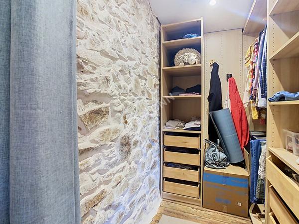 Maison à vendre à Vallet à 1min des commodités, à 1min de l'axe Nantes-Cholet, à 30min de l'aéroport de Nantes atlantique, à 5min de la gare du Pallet
