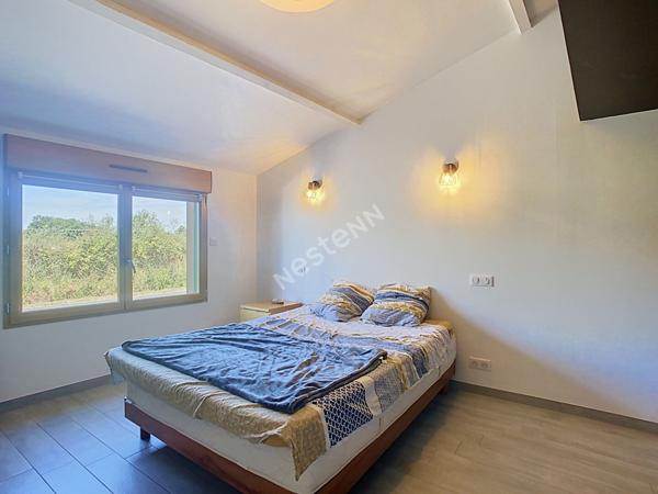 Maison à vendre à Vallet à 1min des commodités, à 1min de l'axe Nantes-Cholet, à 30min de l'aéroport de Nantes atlantique, à 5min de la gare du Pallet