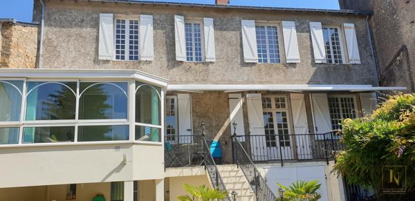 Maison
                                                                                                                                                                                                                                                                                                                        7 pièce(s)                                                                                                                                                                                                          3 chambre(s)                                                                                                                                                                                                          170  m²