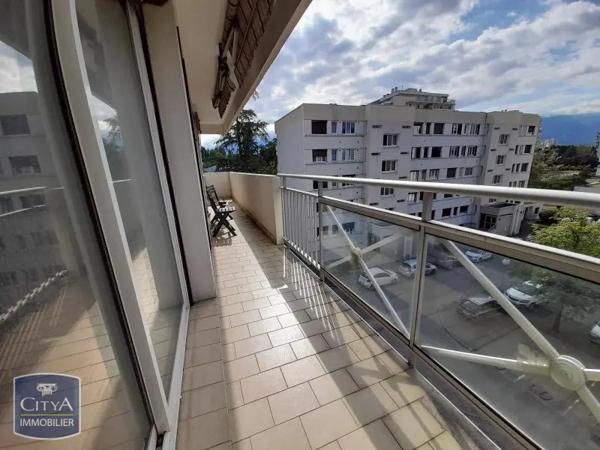 Appartement à louer 3 pièces 72.51m²
