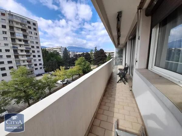 Appartement à louer 3 pièces 72.51m²