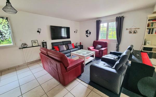 Maison à vendre    5 pièces •  Landerneau