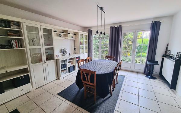 Maison à vendre    5 pièces •  Landerneau