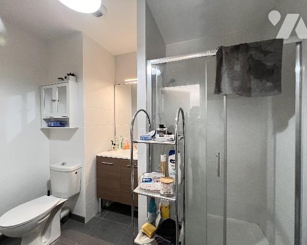 Point du Jour - T2 de 44,57 m² + terrasse de 21 m² et garage dans résidence 2020.