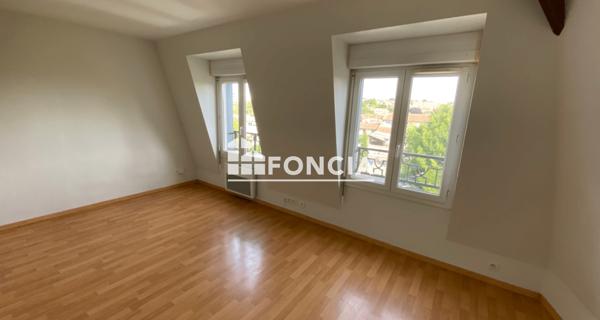 Location Appartement 2 pièces 39.28 m² - Corbeil-essonnes 91100