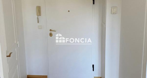 Location Appartement 2 pièces 39.28 m² - Corbeil-essonnes 91100