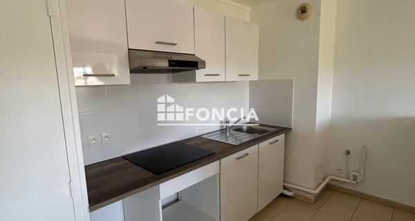 Location Appartement 2 pièces 39.28 m² - Corbeil-essonnes 91100