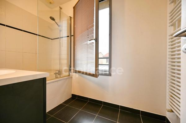 MILLERY – Maison Contemporaine T4 : Confort, Modernité et Luminosité avec jardin et garage