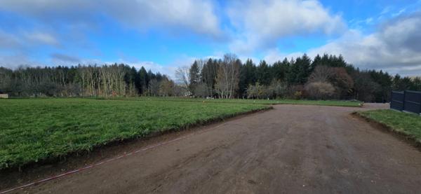 Terrain à vendre de 881,00 m² LE PALAIS SUR VIENNE (87)