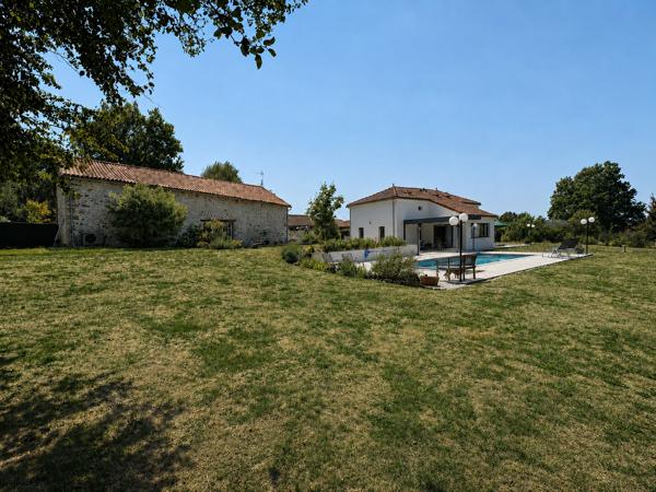 Maison à vendre à Étouars (24360) - Dordogne