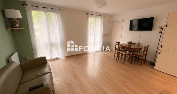 Location Appartement meublé 2 pièces 40 m² - Sainte-geneviève-des-bois 91700