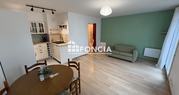 Location Appartement meublé 2 pièces 40 m² - Sainte-geneviève-des-bois 91700