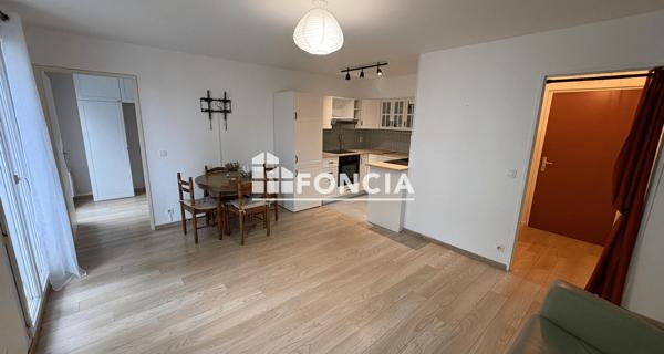 Location Appartement meublé 2 pièces 40 m² - Sainte-geneviève-des-bois 91700