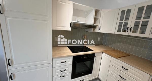 Location Appartement meublé 2 pièces 40 m² - Sainte-geneviève-des-bois 91700