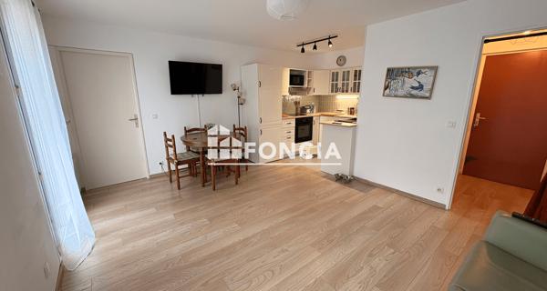 Location Appartement meublé 2 pièces 40 m² - Sainte-geneviève-des-bois 91700
