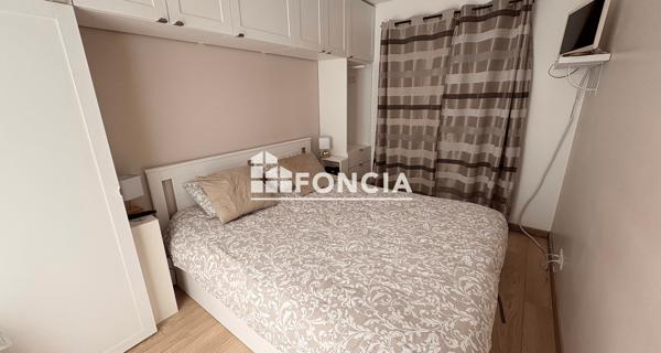 Location Appartement meublé 2 pièces 40 m² - Sainte-geneviève-des-bois 91700