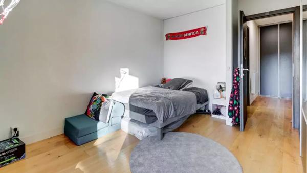 SAINT LAURENT DU VAR - Charme et lumière - Duplex 2 pièces avec terrasse - Vespins