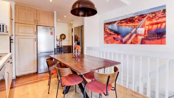 SAINT LAURENT DU VAR - Charme et lumière - Duplex 2 pièces avec terrasse - Vespins