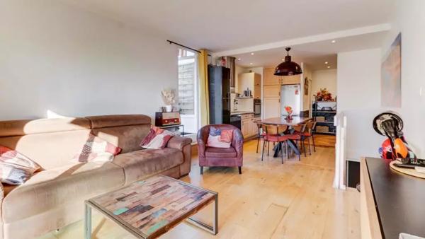 SAINT LAURENT DU VAR - Charme et lumière - Duplex 2 pièces avec terrasse - Vespins