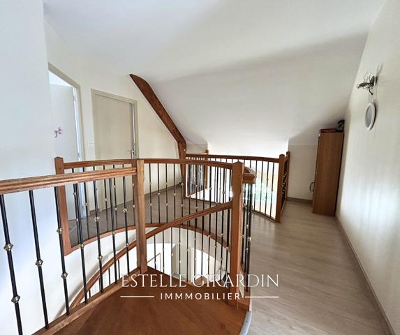 Maison familiale 4 chambres avec vie de plain-pied - Bois Saint-Lys, Carquefou