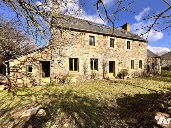 Ensemble immobilier de 360m² comprenant une maison de maître et de deux gîtes