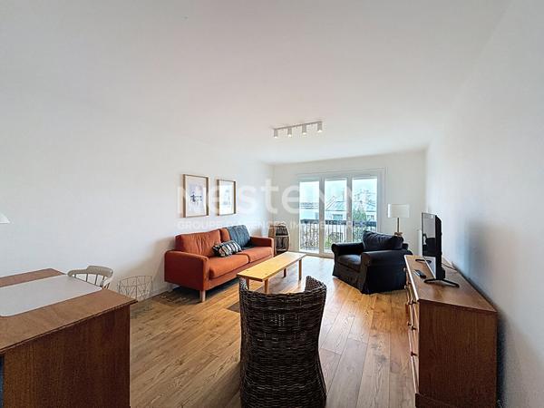 A LOUER Appartement T3 meublé - Secteur Saint pierre Rive Droite - 73m2