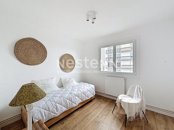 A LOUER Appartement T3 meublé - Secteur Saint pierre Rive Droite - 73m2