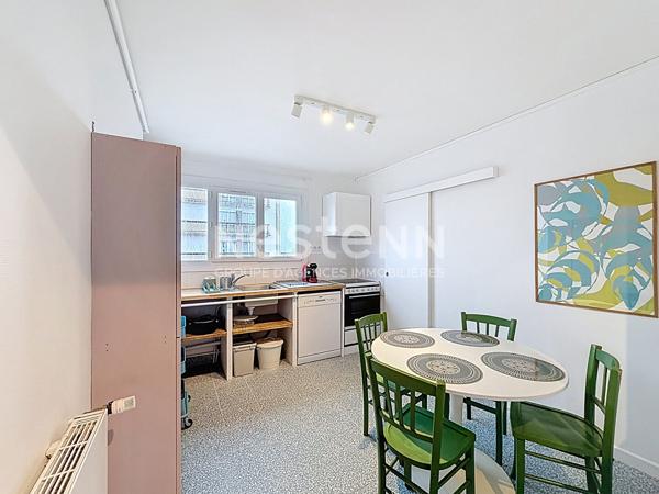 A LOUER Appartement T3 meublé - Secteur Saint pierre Rive Droite - 73m2