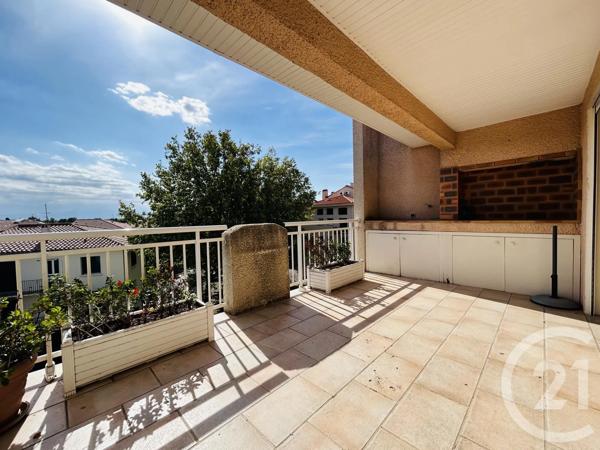 Appartement F4 à vendre  4 pièces - 92 m 2   CANET EN ROUSSILLON  - 66