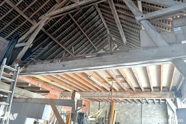 AVOINE, UNIQUE Maison d'habitation + partie professionelle

 Découvrez cette magnifique propr...