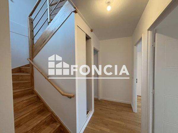 Location Appartement 5 pièces 112.9 m² - 3 rue Saint-Charles Versailles 78000