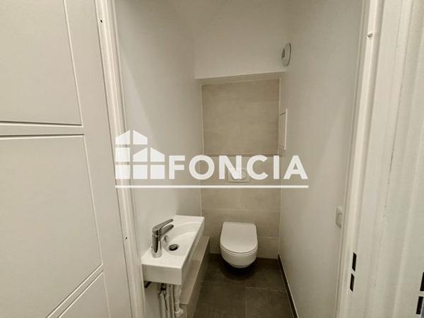 Location Appartement 5 pièces 112.9 m² - 3 rue Saint-Charles Versailles 78000