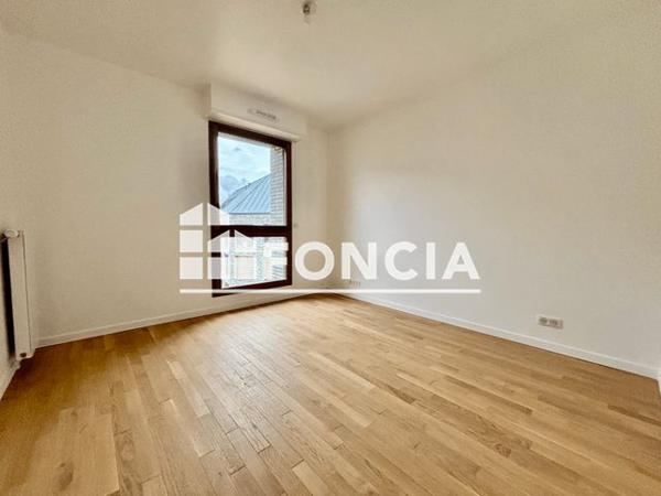 Location Appartement 5 pièces 112.9 m² - 3 rue Saint-Charles Versailles 78000