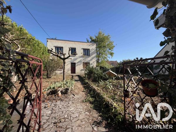Maison à vendre 5 pièces 105 m² Montlouis-sur-Loire