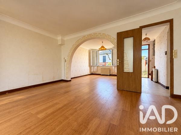 Maison à vendre 5 pièces 105 m² Montlouis-sur-Loire