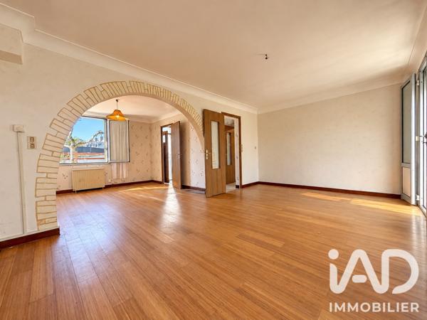 Maison à vendre 5 pièces 105 m² Montlouis-sur-Loire