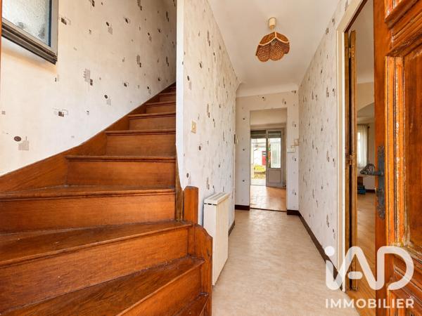 Maison à vendre 5 pièces 105 m² Montlouis-sur-Loire
