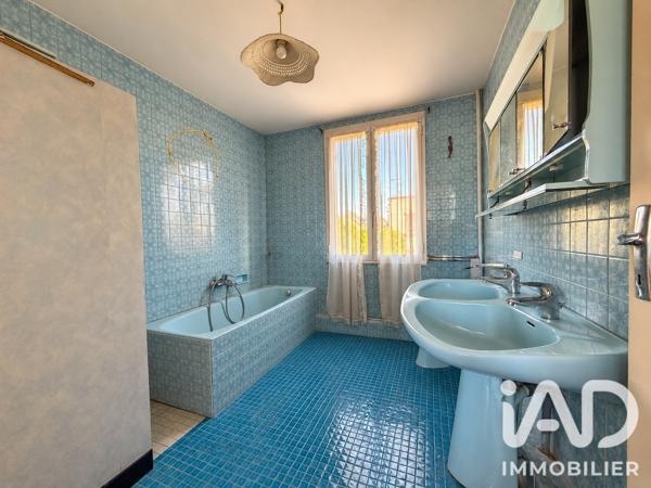 Maison à vendre 5 pièces 105 m² Montlouis-sur-Loire