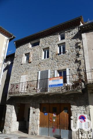 Maison de village 7 pièces de 150 m² à Burzet (07450)