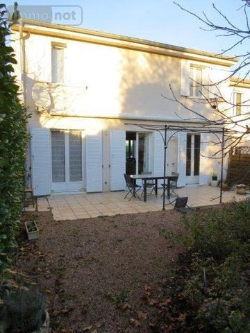 Pavillon à vendre à Charnay-lès-Mâcon en Saône-et-Loire (71850), ref : MA 675