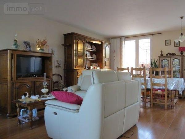 Pavillon à vendre à Charnay-lès-Mâcon en Saône-et-Loire (71850), ref : MA 675