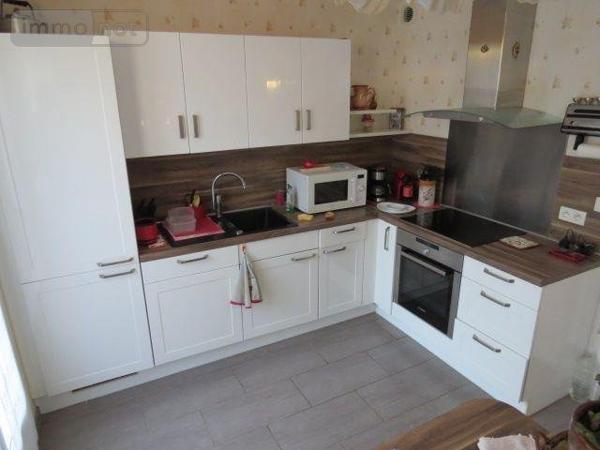 Pavillon à vendre à Charnay-lès-Mâcon en Saône-et-Loire (71850), ref : MA 675