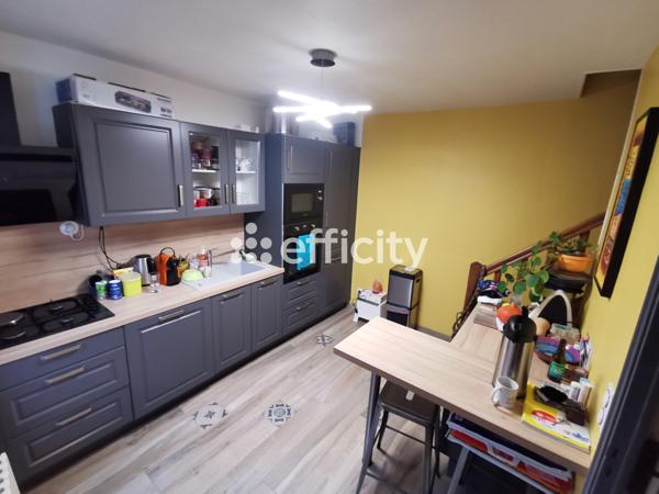 Maison 5 pièces - 80 m²