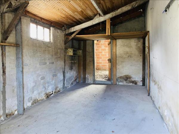 Parking à vendre |  Tonneins |  Box individuel | 40 m²