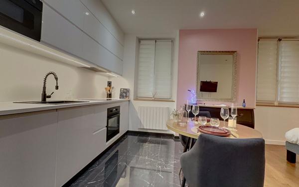 Appartement à vendre    2 pièces • 42 m2 Dijon