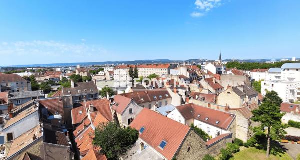 Location Appartement 4 pièces 80.09 m² - Dijon 21000