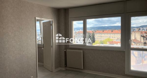 Location Appartement 4 pièces 80.09 m² - Dijon 21000