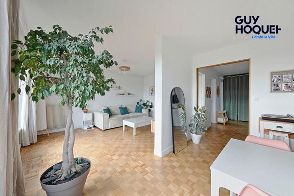 COMBS LA VILLE : appartement 2 chambres (68 m²) en vente