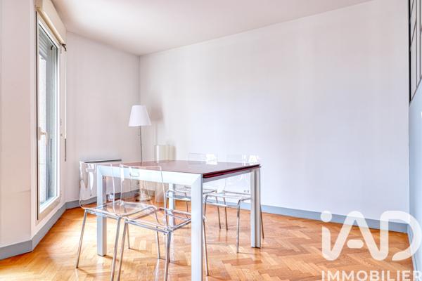 Location appartement 3 pièces 80 m² Courbevoie