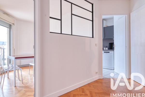 Location appartement 3 pièces 80 m² Courbevoie